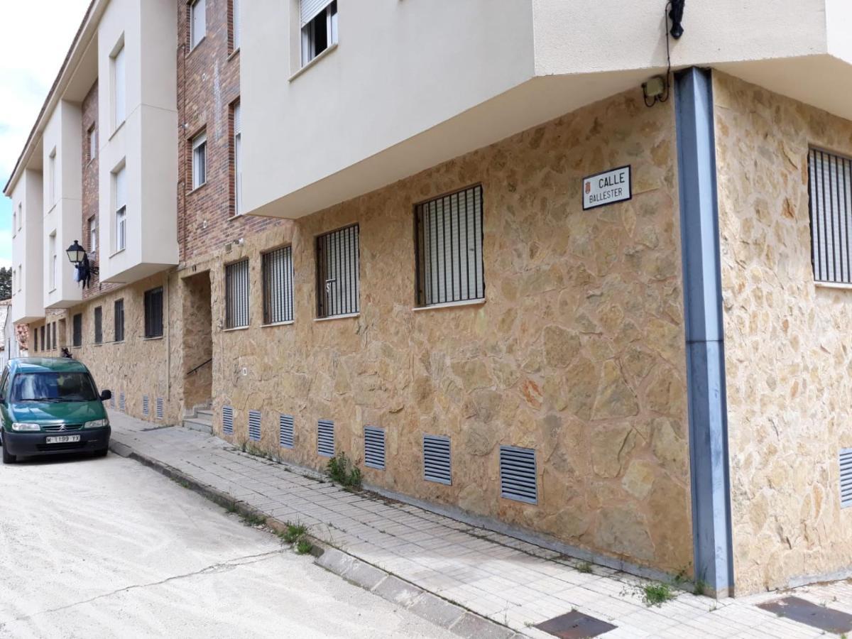 Ferienwohnung La Pergola Internet Fibra Garage Calefaccion Tv Bronchales Exterior foto